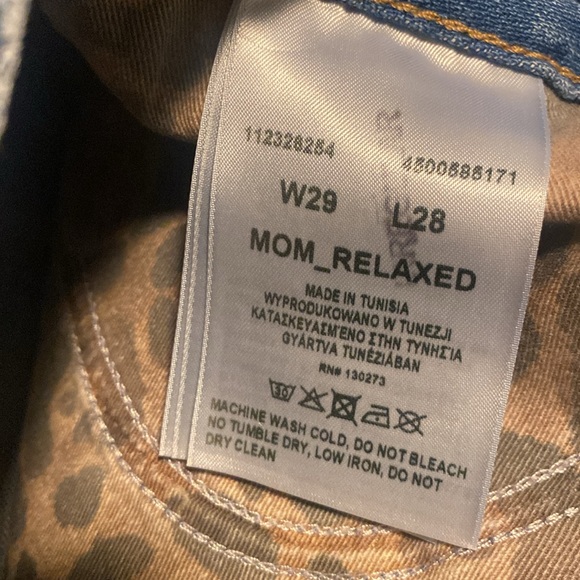 NWT Wrangler X Fender Loose Destructed Mom Jean - Picture 11 of 12
